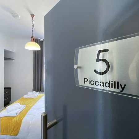 Piccadilly By Pureserviced بلايموث المظهر الخارجي الصورة